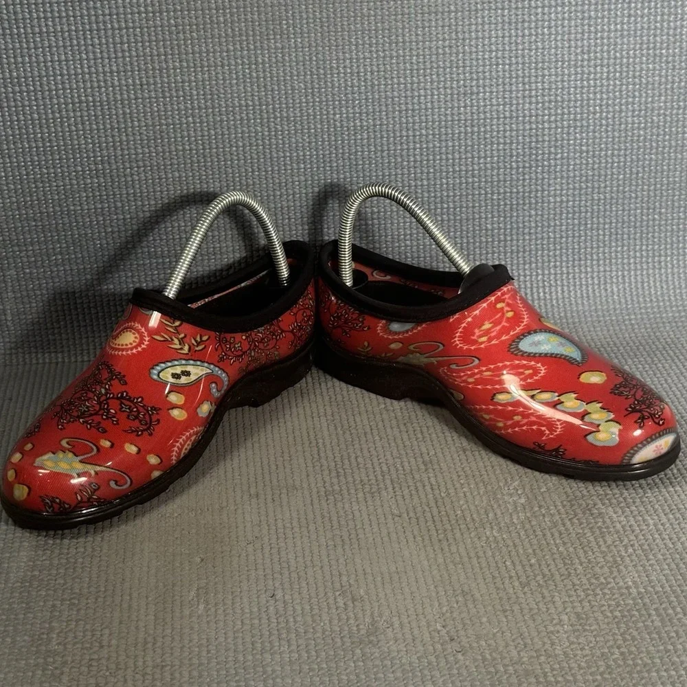 Sloggers Women's Paisley Red Waterproof Slip-On Garden Shoes Size 8 Whimsical